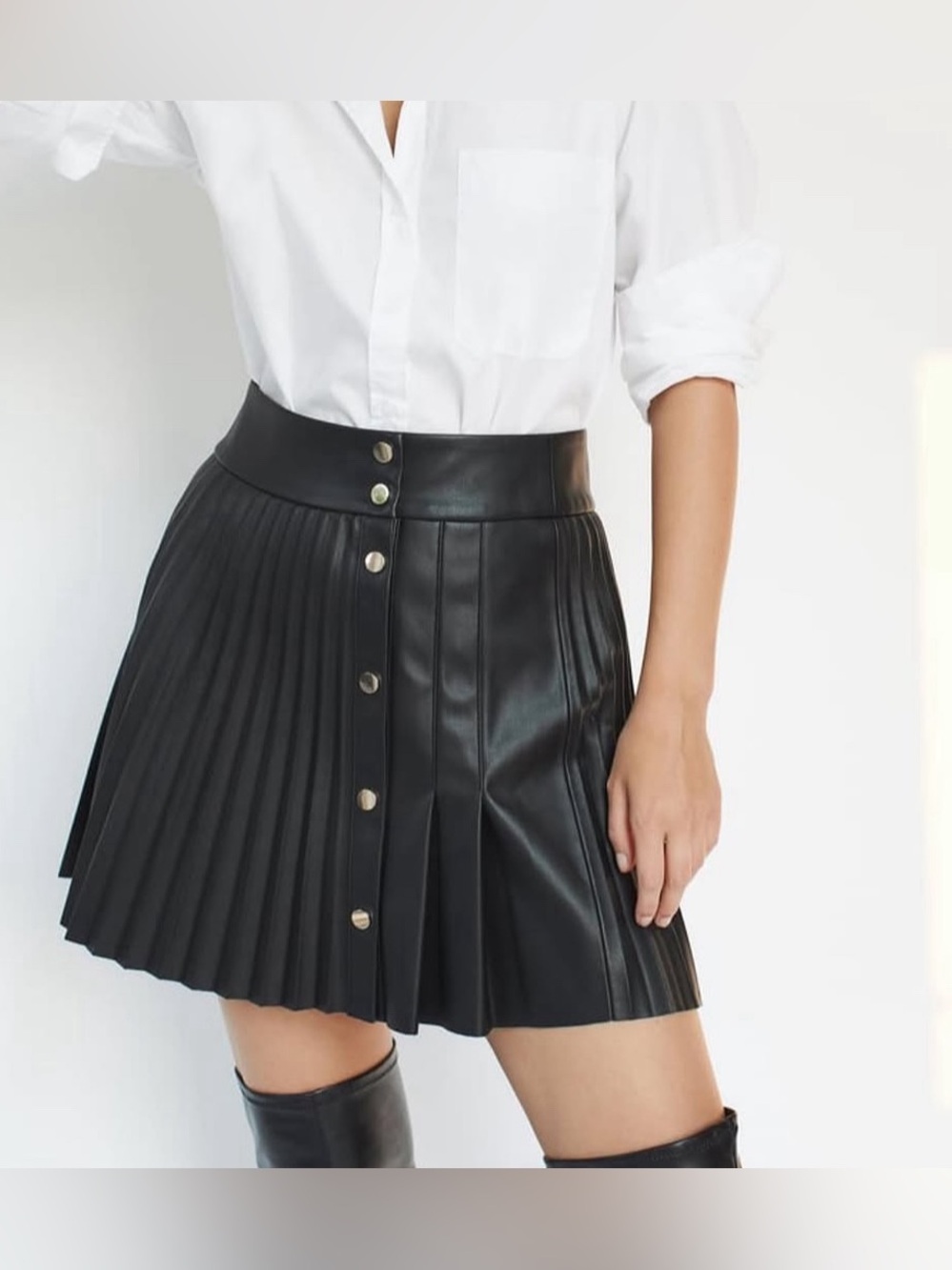NWOT Zara Black Faux-Leather Pleated Mini Skirt with Gold Buttons - Size M